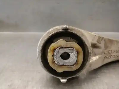 Pezzo di ricambio per auto di seconda mano braccio sospensione inferiore anteriore destro per jaguar f-pace (x761) 2.0 td4 riferimenti oem iam hk833c256  t4a1012