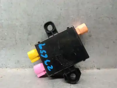 Автозапчасти б/у антенна за jaguar f-pace (x761) 2.0 td4 ссылки oem iam fw9319010bc  fw9319010bc