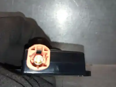 Автозапчасти б/у антенна за jaguar f-pace (x761) 2.0 td4 ссылки oem iam fw9319010bc  fw9319010bc