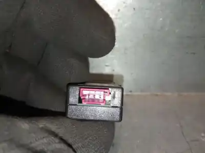 Pezzo di ricambio per auto di seconda mano antenna per jaguar f-pace (x761) 2.0 td4 riferimenti oem iam bj3218k891aa  bj3218k891aa