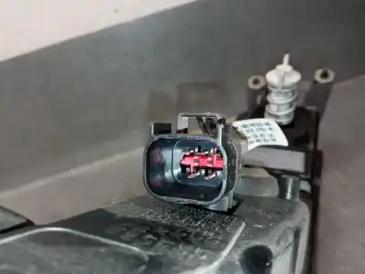 Автозапчастина б/у лівий ход ліхар для jaguar f-pace (x761) 2.0 td4 посилання на oem iam hk8313404a  t4a13492