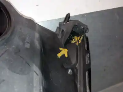 Pezzo di ricambio per auto di seconda mano faro anteriore destro per jaguar f-pace (x761) 2.0 td4 riferimenti oem iam t2h24582  t2h24582