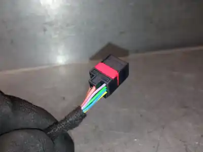 Pezzo di ricambio per auto di seconda mano ammortizzatori baule / porte per jaguar f-pace (x761) 2.0 td4 riferimenti oem iam hk8370354aa  t4a1144