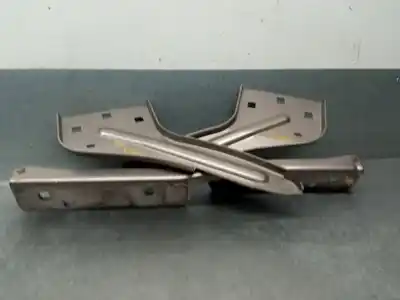 Pièce détachée automobile d'occasion charnière de capot pour jaguar f-pace (x761) 2.0 td4 références oem iam t4a1897  t4a1898