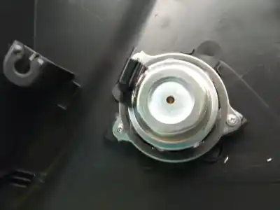 Автозапчастина б/у оббірка передніх дверей ліва для jaguar f-pace (x761) 2.0 td4 посилання на oem iam hk8323943ca  t4a8069