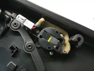 Автозапчастина б/у обликка задніх правіх дверей для jaguar f-pace (x761) 2.0 td4 посилання на oem iam hk8325466aa  t4a8070