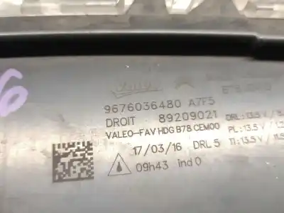 Second-hand car spare part front right headlight for citroen c4 picasso ii 1.6 bluehdi 120 oem iam references 9676036480 89209021 valeo 9676036480