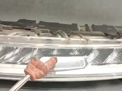 Second-hand car spare part front left headlight for citroen c4 picasso ii 1.6 bluehdi 120 oem iam references 9676036580 89209011 valeo 9676036580