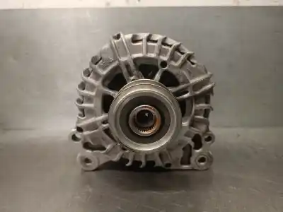 Second-hand car spare part alternator for volkswagen caddy ka/kb (2k) 1.9 tdi oem iam references 03l903023e 2605717a valeo 036903024l