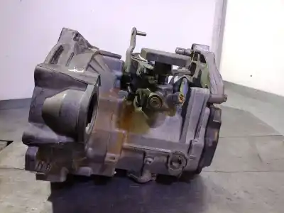 Second-hand car spare part gearbox for volkswagen caddy ka/kb (2k) 1.9 tdi oem iam references kjf 143223 