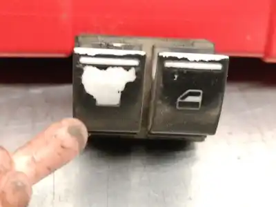 Peça sobressalente para automóvel em segunda mão botão / interruptor elevador vidro dianteiro esquerdo por volkswagen caddy ka/kb (2k) 1.9 tdi referências oem iam 2k0959857areh  