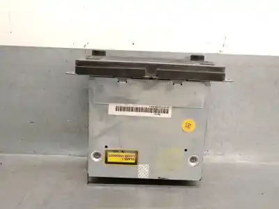 Peça sobressalente para automóvel em segunda mão sistema de áudio / rádio cd por volkswagen caddy ka/kb (2k) 1.9 tdi referências oem iam rcd300  