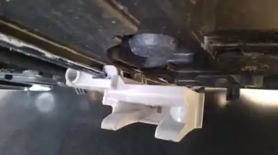 Peça sobressalente para automóvel em segunda mão elevador de vidros dianteiro direito por kia ev6 cv/ f5e22 / e11b11 referências oem iam 82480cv010  82481cv010