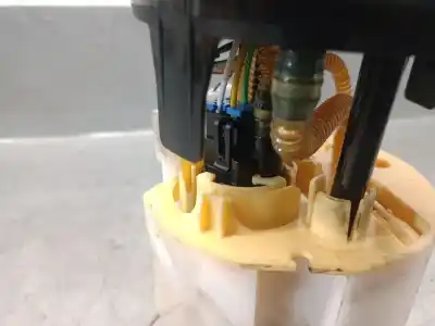 Pezzo di ricambio per auto di seconda mano sensore di livello del carburante per citroen c4 picasso ii 1.6 bluehdi 120 riferimenti oem iam 9800236180  9800236180