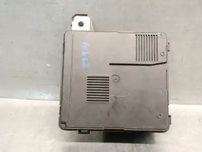 Pezzo di ricambio per auto di seconda mano scatola relè/fusibili per renault megane ii sedán (lm0/1_) 1.6 riferimenti oem iam 8200306033a s118399300j siemens 
