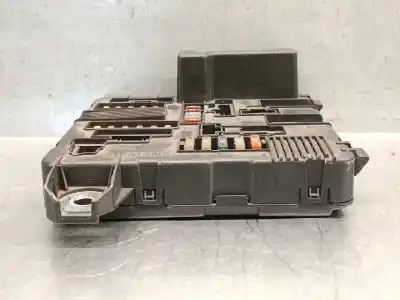 Pezzo di ricambio per auto di seconda mano scatola relè/fusibili per renault megane ii sedán (lm0/1_) 1.6 riferimenti oem iam 8200306033a s118399300j siemens 