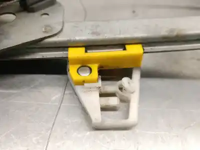 Pezzo di ricambio per auto di seconda mano alzacristalli anteriore sinistro per renault megane ii sedán (lm0/1_) 1.6 riferimenti oem iam 8201010926 400790e arvin meritor 8201010926
