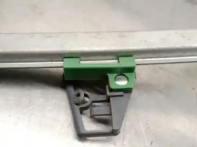 Pezzo di ricambio per auto di seconda mano alzacristalli anteriore sinistro per renault megane ii sedán (lm0/1_) 1.6 riferimenti oem iam 8201010926 400790e arvin meritor 8201010926