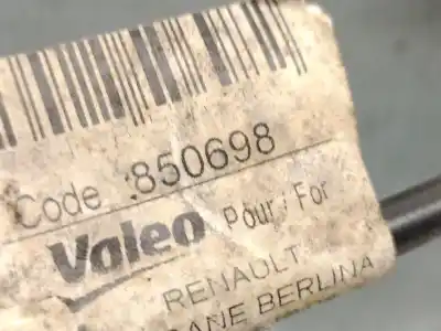 Pezzo di ricambio per auto di seconda mano alzacristalli anteriore sinistro per renault megane ii sedán (lm0/1_) 1.6 riferimenti oem iam 8201010926 400790e arvin meritor 8201010926