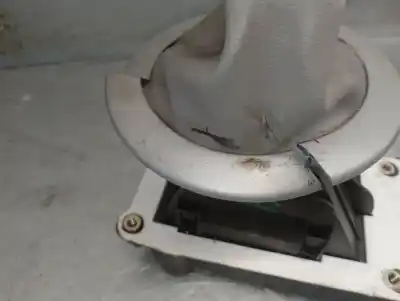 Pezzo di ricambio per auto di seconda mano leva del cambio per renault megane ii sedán (lm0/1_) 1.6 riferimenti oem iam 8200396768  8200905267