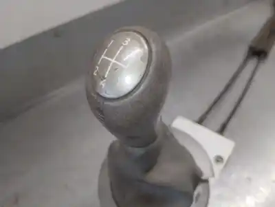 Pezzo di ricambio per auto di seconda mano leva del cambio per renault megane ii sedán (lm0/1_) 1.6 riferimenti oem iam 8200396768  8200905267