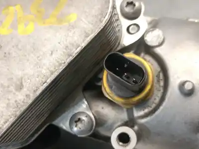 Pezzo di ricambio per auto di seconda mano supporto filtro olio per citroen c4 picasso ii 1.6 bluehdi 120 riferimenti oem iam 9801622280  9801622280