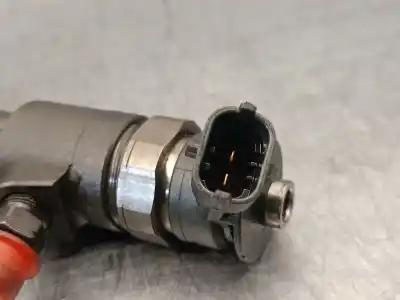 Second-hand car spare part injector for citroen c4 picasso ii 1.6 bluehdi 120 oem iam references 0445110566 0445110566 bosch 