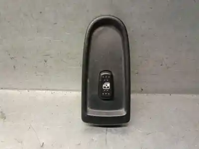 Pezzo di ricambio per auto di seconda mano interruttore alzacristalli anteriore destro per iveco daily iv caja/chasis 35c15 riferimenti oem iam 5801304492