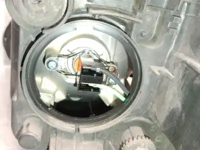 Автозапчасти б/у правая фара за ssangyong rodius i 2.7 xdi ссылки oem iam 8310221305  8310221305