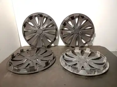 Pièce détachée automobile d'occasion capuchons de moyeux pour ssangyong rodius i 2.7 xdi références oem iam   r15