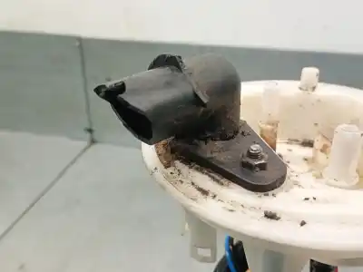 Pezzo di ricambio per auto di seconda mano sensore di livello del carburante per iveco daily iv caja/chasis 35c15 riferimenti oem iam 69500350  69500350