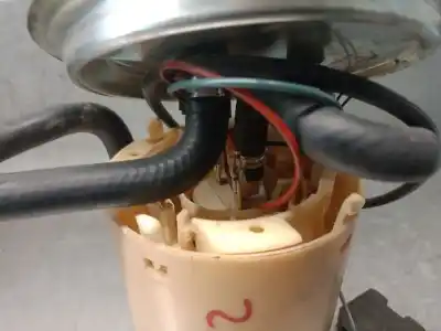 Peça sobressalente para automóvel em segunda mão boia / bomba combustível por opel corsa a 1.2 referências oem iam 90412300 228216001 vdo 815050