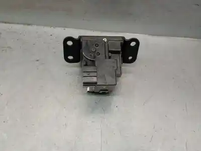 Pièce détachée automobile d'occasion coffre / serrure de porte pour ssangyong korando (ck) 2.0 e-xdi références oem iam 7141034001  7141034001
