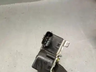 Pièce détachée automobile d'occasion coffre / serrure de porte pour ssangyong korando (ck) 2.0 e-xdi références oem iam 7141034001  7141034001