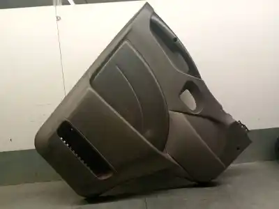 Pezzo di ricambio per auto di seconda mano Rivestimento Porta Anteriore Sinistro per IVECO DAILY IV CAJA/CHASIS 35C15 Riferimenti OEM IAM 5801256704  5801256704