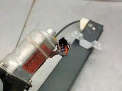 Автозапчасти б/у регулятор стекла переднего правого за ssangyong rexton / rexton ii (gab_) 2.7 xdi 4x4 ссылки oem iam 8810008011  8810008013