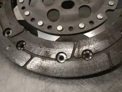 Second-hand car spare part clutch kit for opel combo 1.3 16v cdti oem iam references 664073 322035210 luk 664073