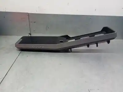 Second-hand car spare part multifunction display for renault 5 e-tech electric p01 /rbe / a1bea1a50000 oem iam references 681034415r  