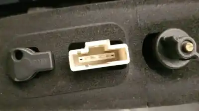 Автозапчасти б/у левый задний фонарь за citroen c5 berlina 2.0 hdi cat (rhr / dw10bted4) ссылки oem iam 89032711  6350v4