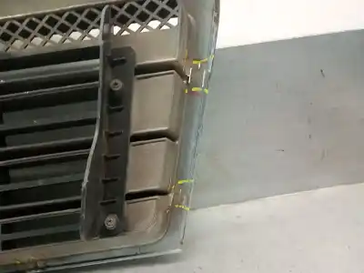 Автозапчасти б/у передняя решетка за ssangyong rexton / rexton ii (gab_) 2.7 xdi 4x4 ссылки oem iam 7946008b00  7946008b02