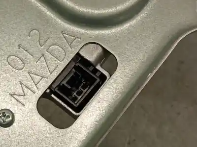 Second-hand car spare part rear windshield wiper motor for mazda cx-3 (dk) 2.0 skyactiv-g (dk5w, dk6w) oem iam references d10e67450  d10e67450