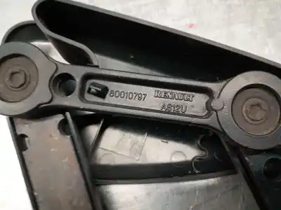 Pezzo di ricambio per auto di seconda mano braccio tergicristallo anteriore destro per renault scénic ii (jm0/1_) 1.6 16v (jm1r) riferimenti oem iam 80010797  7701061770