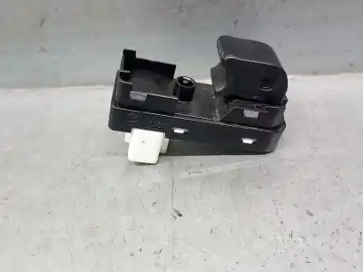 Автозапчастина б/у передній правий віконний вимикач для mazda cx-3 (dk) 2.0 skyactiv-g (dk5w, dk6w) посилання на oem iam d09h66370  d09h66370