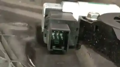 Pièce détachée automobile d'occasion léve glace avant gauche pour mazda cx-7 (er) 2.2 mzr-cd awd (er10a) références oem iam eg525997x  eg525997x