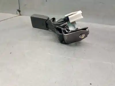 Автозапчастина б/у задній правий гачок для mazda cx-3 (dk) 2.0 skyactiv-g (dk5w, dk6w) посилання на oem iam db3n57720  db3n57720