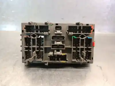 Pezzo di ricambio per auto di seconda mano scatola relè/fusibili per citroen jumpy 2.0 hdi sx familiar (5/6 asientos) riferimenti oem iam 9631527980  
