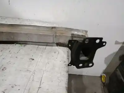 Pezzo di ricambio per auto di seconda mano rinforzo paraurti anteriore per audi a3 (8p) 2.0 tdi riferimenti oem iam 8p0807113b  8p0807113b