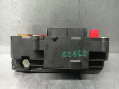 İkinci el araba yedek parçası röle/sigorta kutusu için bmw 7 (e65, e66, e67) 730 d oem iam referansları 6113690058301 10688710 