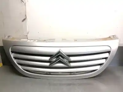 Peça sobressalente para automóvel em segunda mão grelha frontal por citroen c3 1.4 hdi exclusive referências oem iam 9647156577