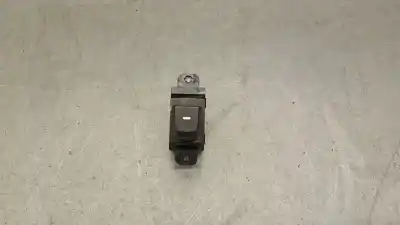 Peça sobressalente para automóvel em segunda mão botão / interruptor elevador vidro traseiro esquerdo por hyundai i10 1.0 cat referências oem iam 71122b4000